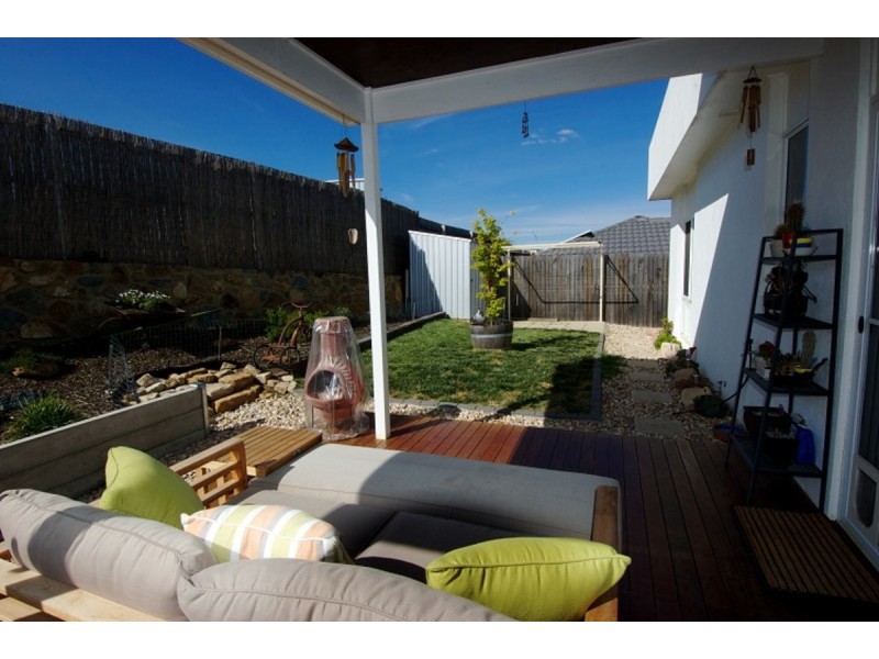 10 Carmody Street, Casey ACT 2913