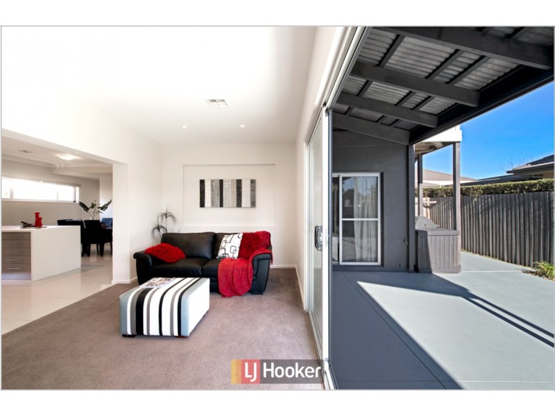 330 Gundaroo Drive, Gungahlin ACT 2912