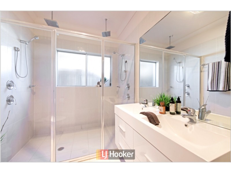 330 Gundaroo Drive, Gungahlin ACT 2912