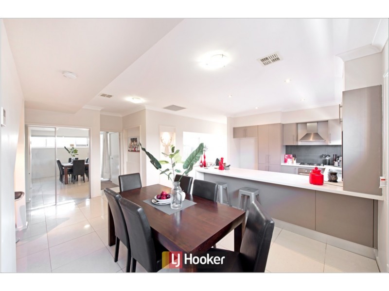 330 Gundaroo Drive, Gungahlin ACT 2912