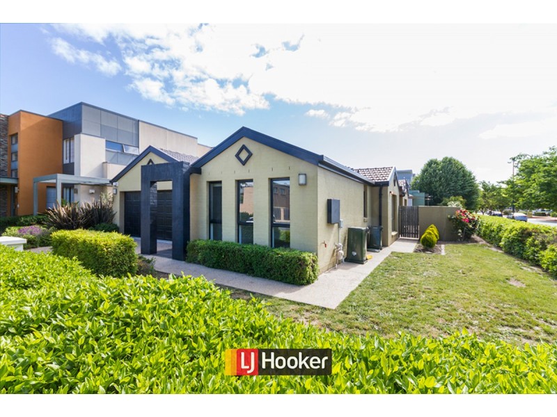14 Pinnacles Street, Harrison ACT 2914