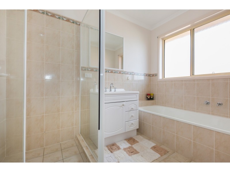 34 Warrumbul Street, Ngunnawal ACT 2913