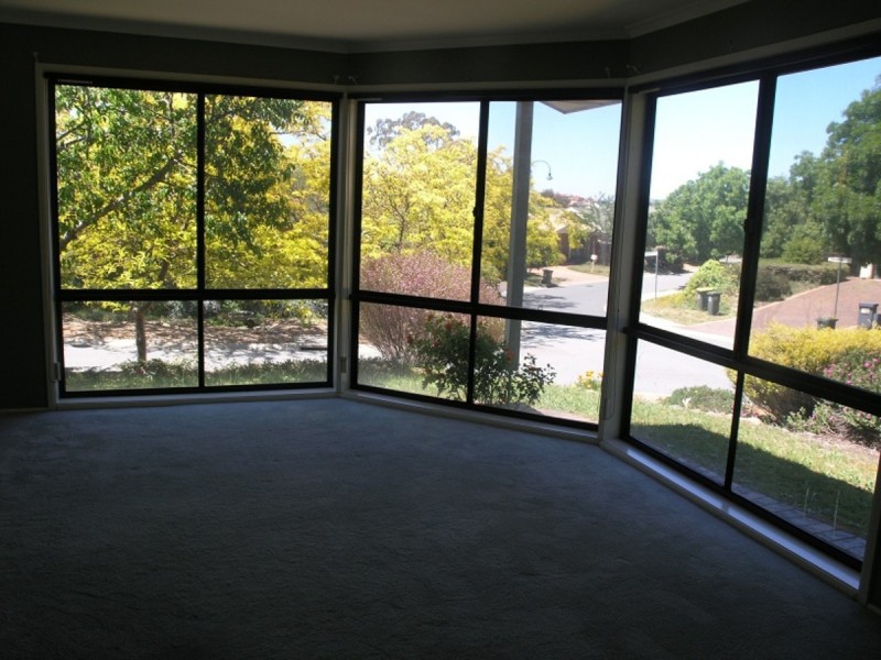 32 Barunga Crescent, Ngunnawal ACT 2913