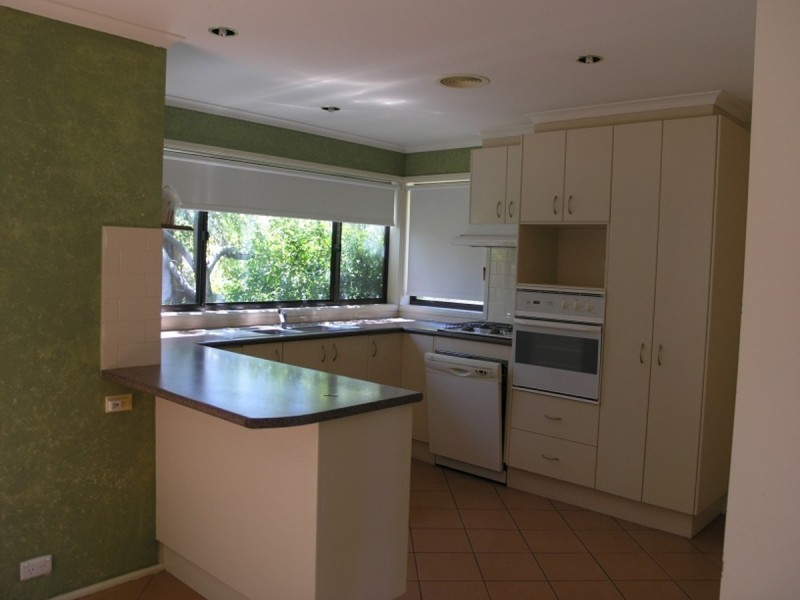 32 Barunga Crescent, Ngunnawal ACT 2913
