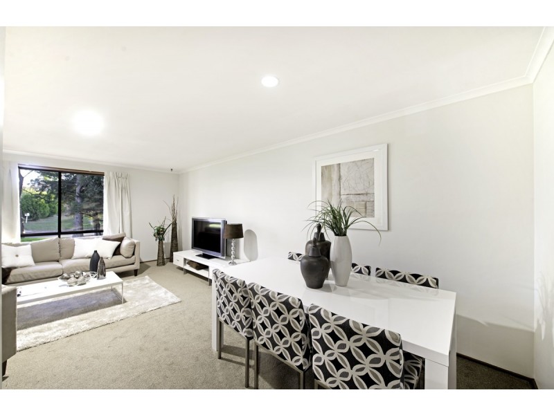 4 Camfield Place, Florey ACT 2615