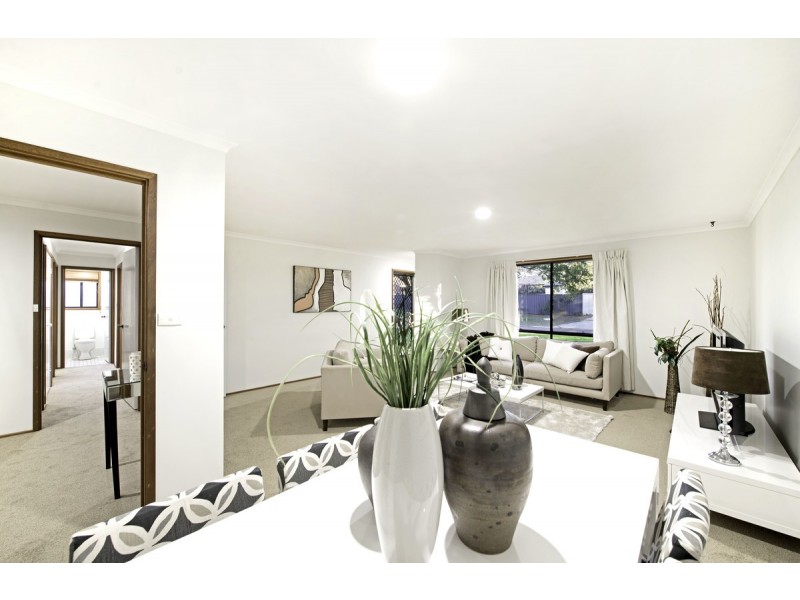 4 Camfield Place, Florey ACT 2615