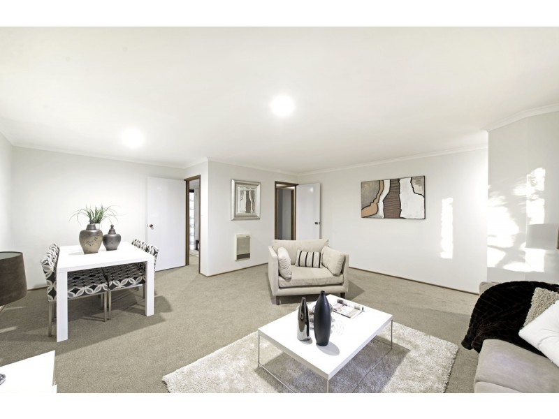 4 Camfield Place, Florey ACT 2615