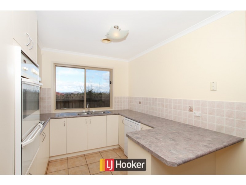 42 Warrumbal Street, Ngunnawal ACT 2913