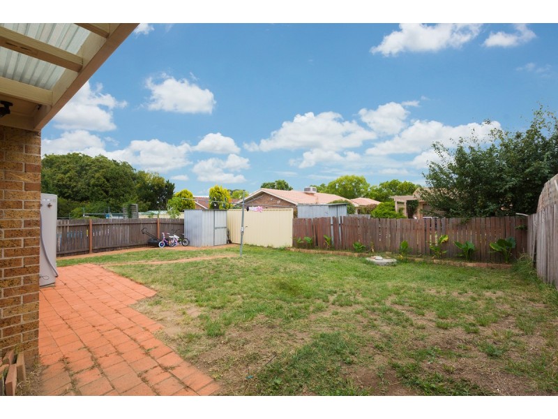 16 Redcliffe Street, Palmerston ACT 2913