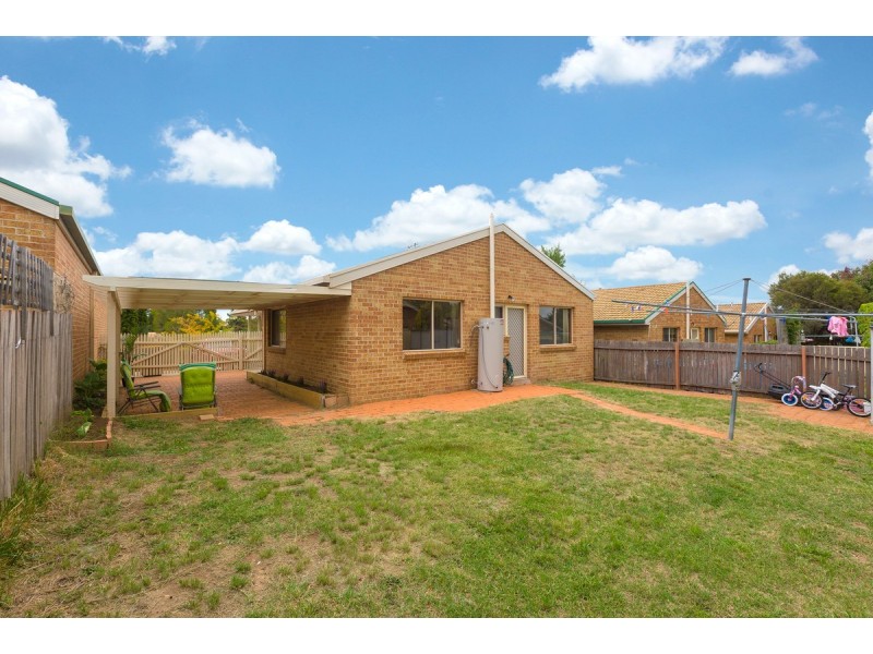 16 Redcliffe Street, Palmerston ACT 2913