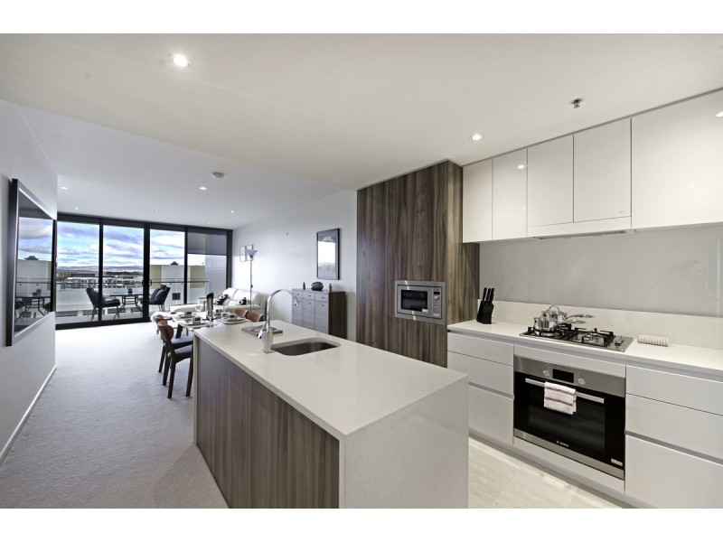 821/240 Bunda, City ACT 2601