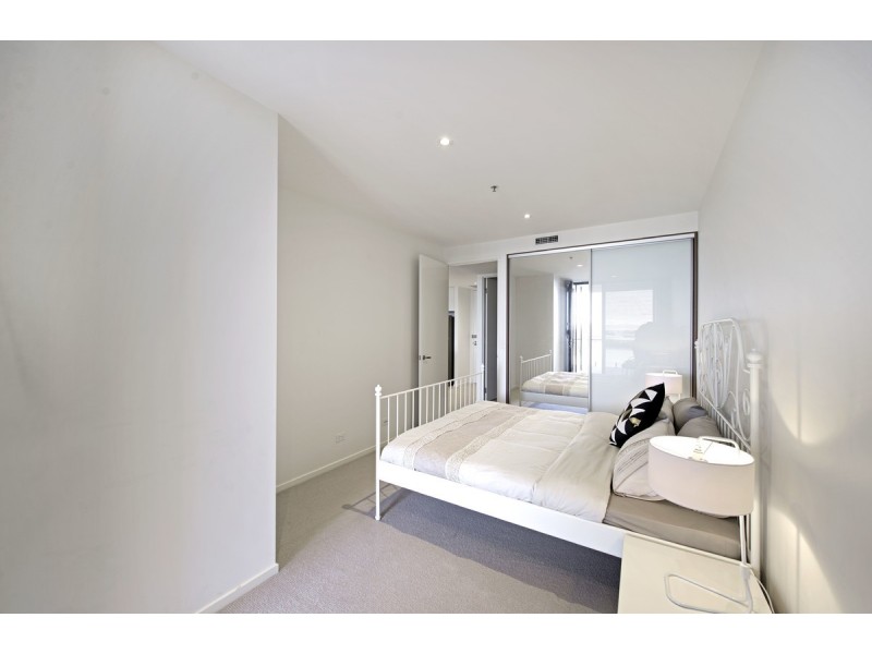 821/240 Bunda, City ACT 2601