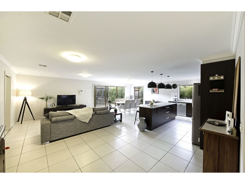 52 Anchorage Street, Harrison ACT 2914