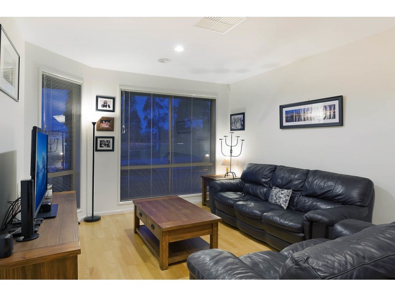 6 Encounter Street, Harrison ACT 2914