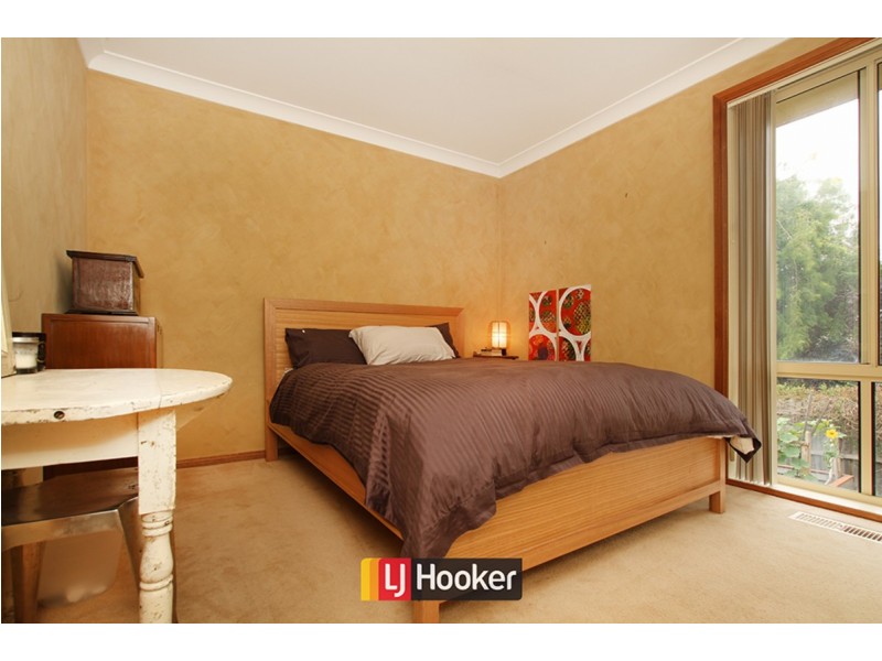 7 Tom Place, Charnwood ACT 2615