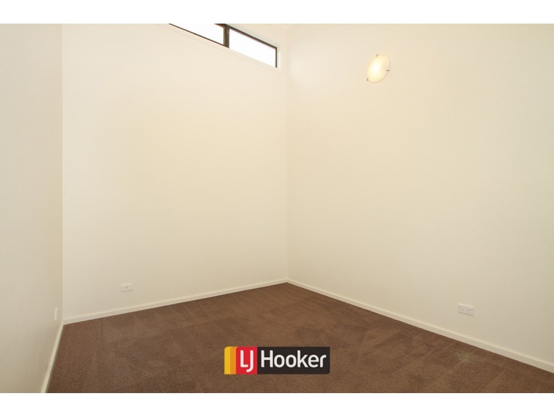 363 Anthony Rolfe Avenue, Gungahlin ACT 2912