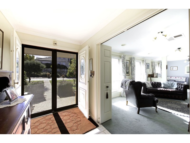 2 Sale Place, Amaroo ACT 2914