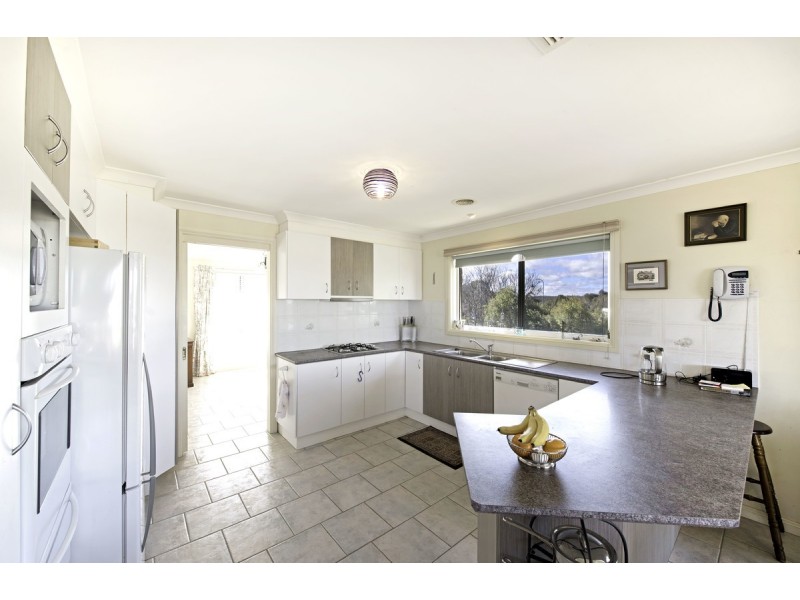 2 Sale Place, Amaroo ACT 2914