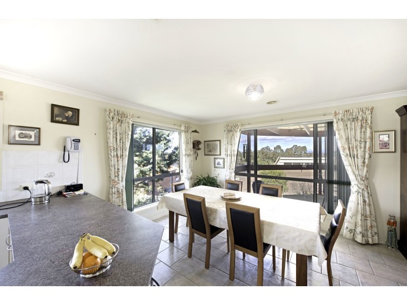 2 Sale Place, Amaroo ACT 2914