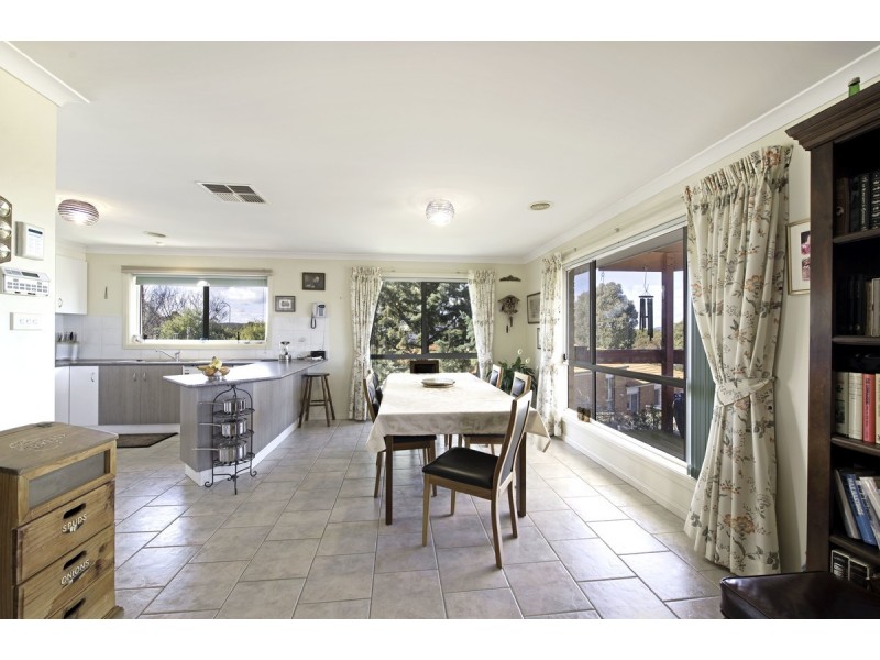 2 Sale Place, Amaroo ACT 2914