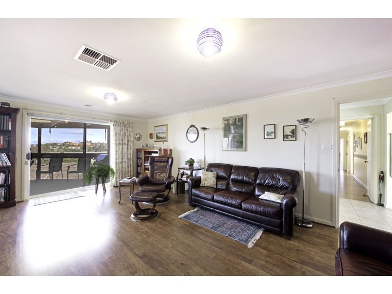 2 Sale Place, Amaroo ACT 2914