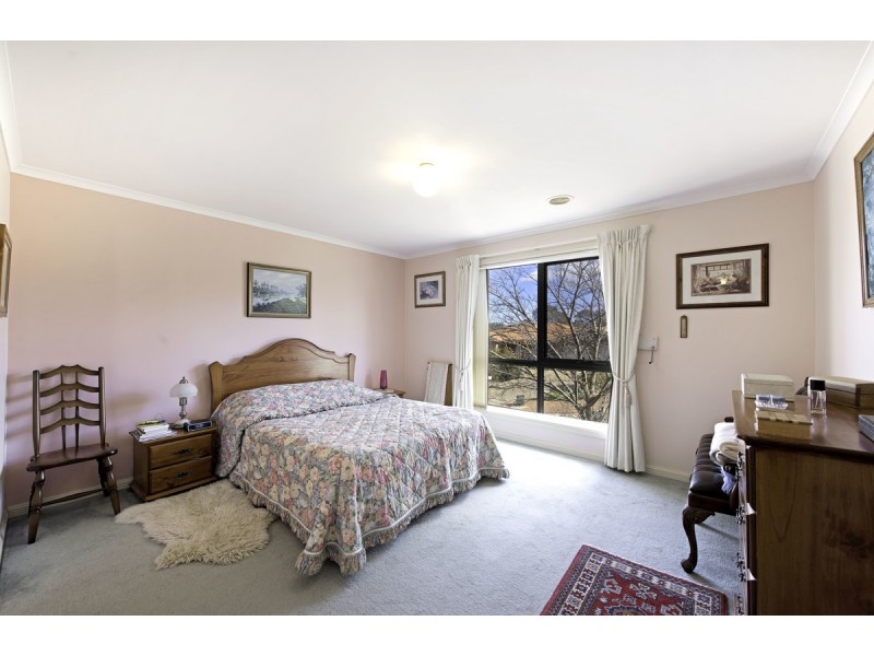 2 Sale Place, Amaroo ACT 2914