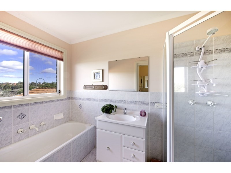 2 Sale Place, Amaroo ACT 2914