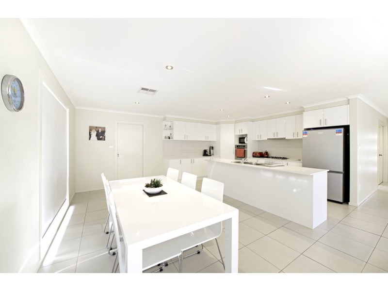 11 Aldous Street, Franklin ACT 2913