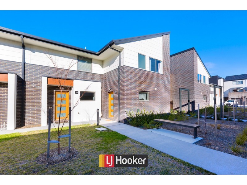17/8 Henry Kendall Street, Franklin ACT 2913