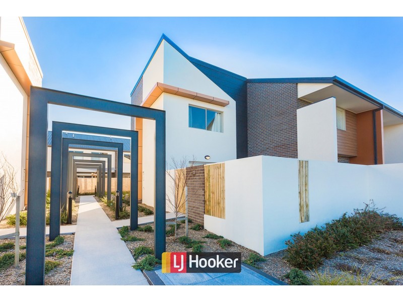 17/8 Henry Kendall Street, Franklin ACT 2913