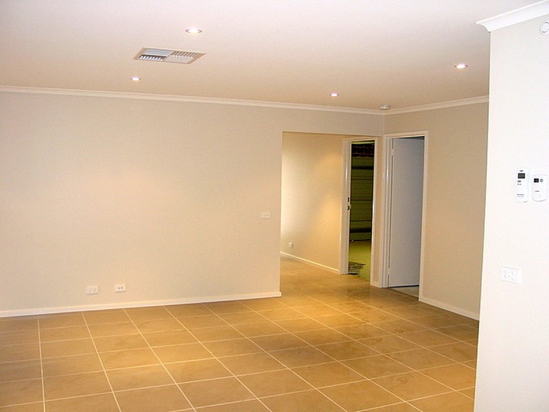 99 Rob Riley Circuit, Bonner ACT 2914