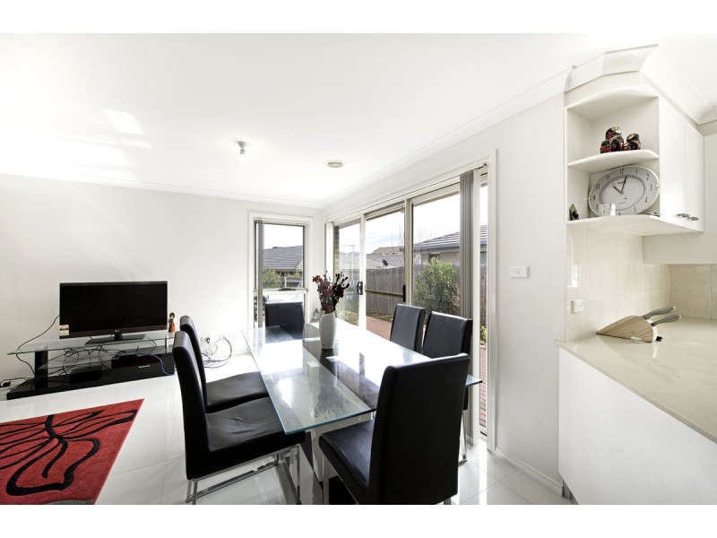 69 Zakharov Avenue, Forde ACT 2914