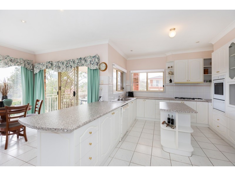 5 Dandenong Court, Palmerston ACT 2913