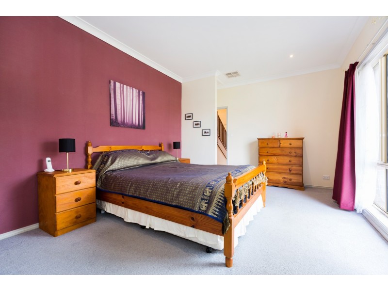 5 Dandenong Court, Palmerston ACT 2913