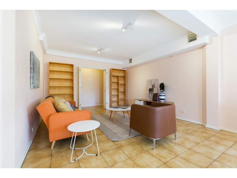 5 Dandenong Court, Palmerston ACT 2913