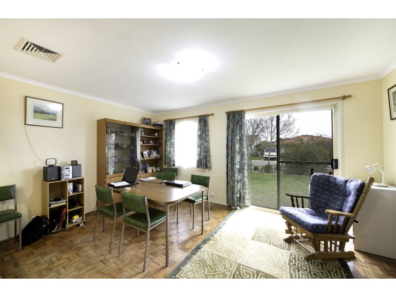 6 Mawalan Street, Ngunnawal ACT 2913