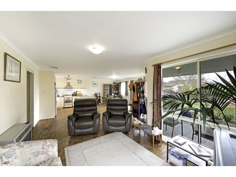 6 Mawalan Street, Ngunnawal ACT 2913