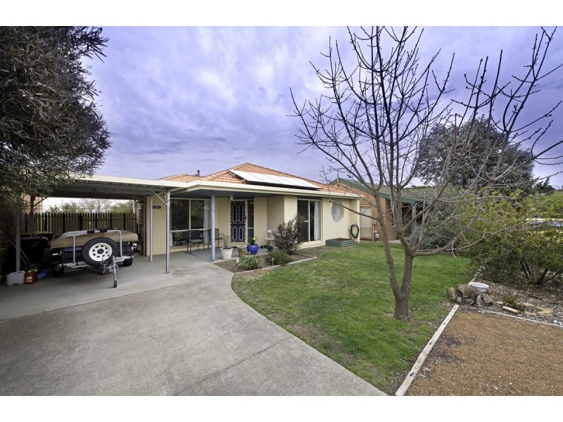 6 Mawalan Street, Ngunnawal ACT 2913