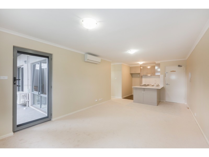 62/75 Elizabeth Jolley Crescent, Franklin ACT 2913