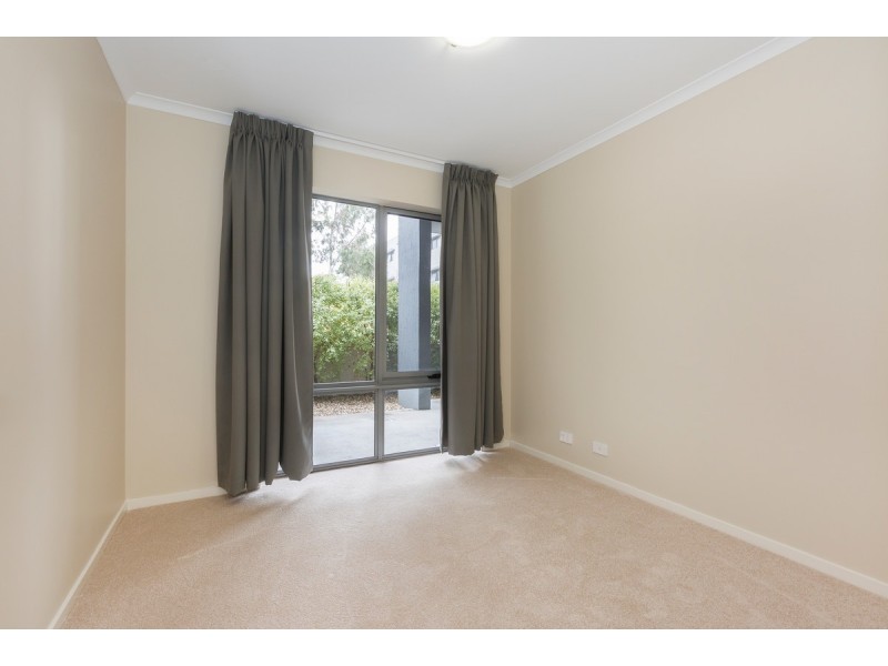 62/75 Elizabeth Jolley Crescent, Franklin ACT 2913