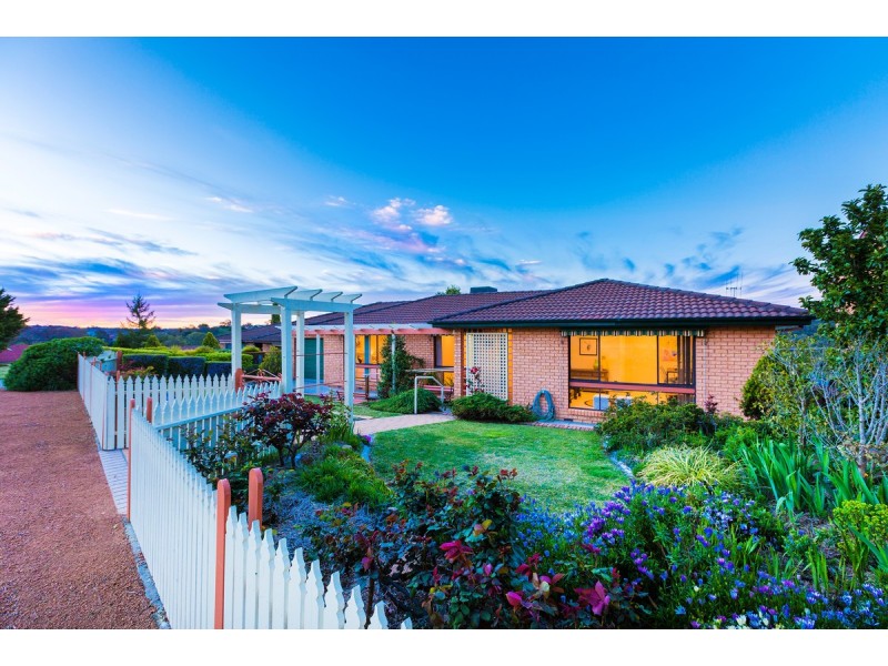 6 Cantle Place, Karabar NSW 2620