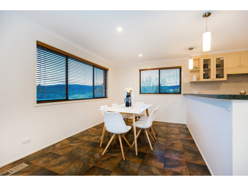 6 Cantle Place, Karabar NSW 2620