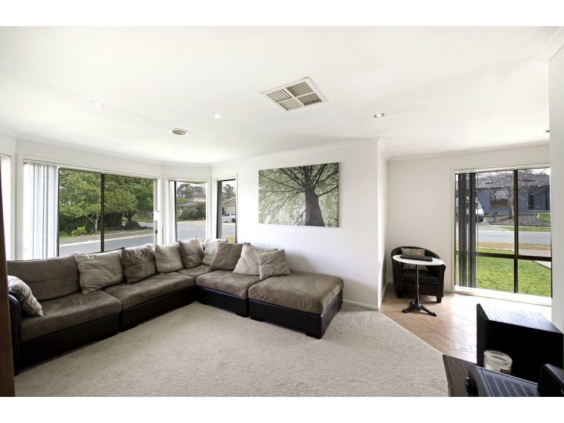 1 Hanworth Street, Amaroo ACT 2914