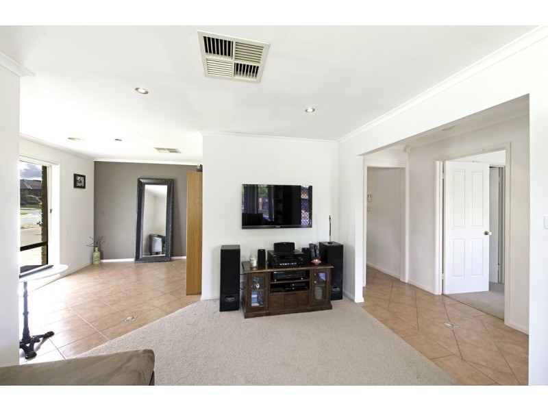 1 Hanworth Street, Amaroo ACT 2914