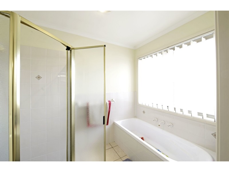 9 Bemm Place, Amaroo ACT 2914