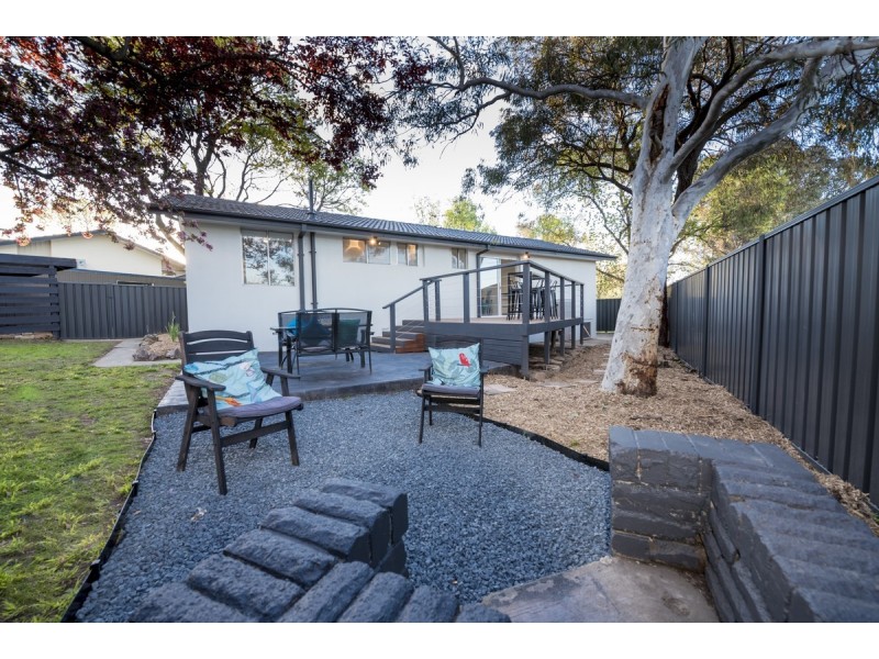 10 Hellyer Street, Holder ACT 2611