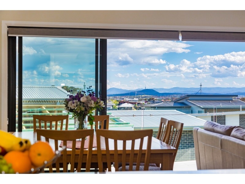 77 Djerrkura Street, Bonner ACT 2914