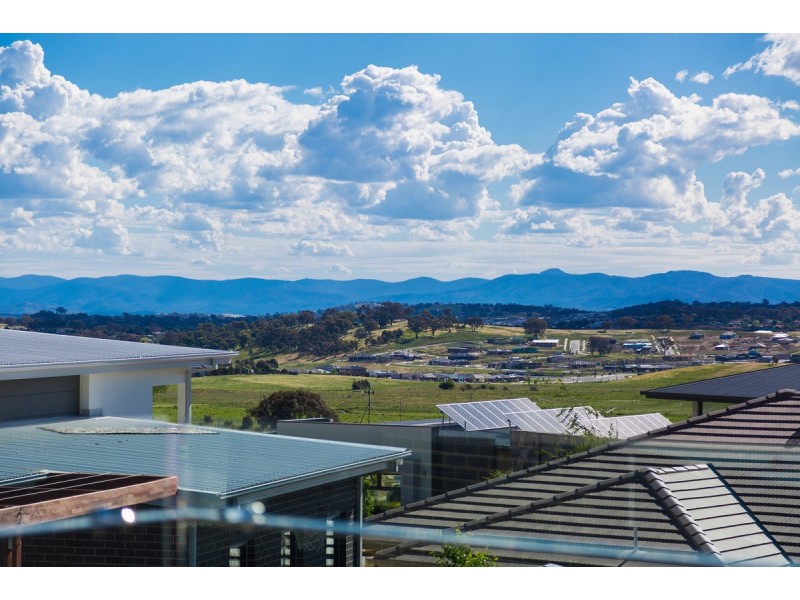 77 Djerrkura Street, Bonner ACT 2914