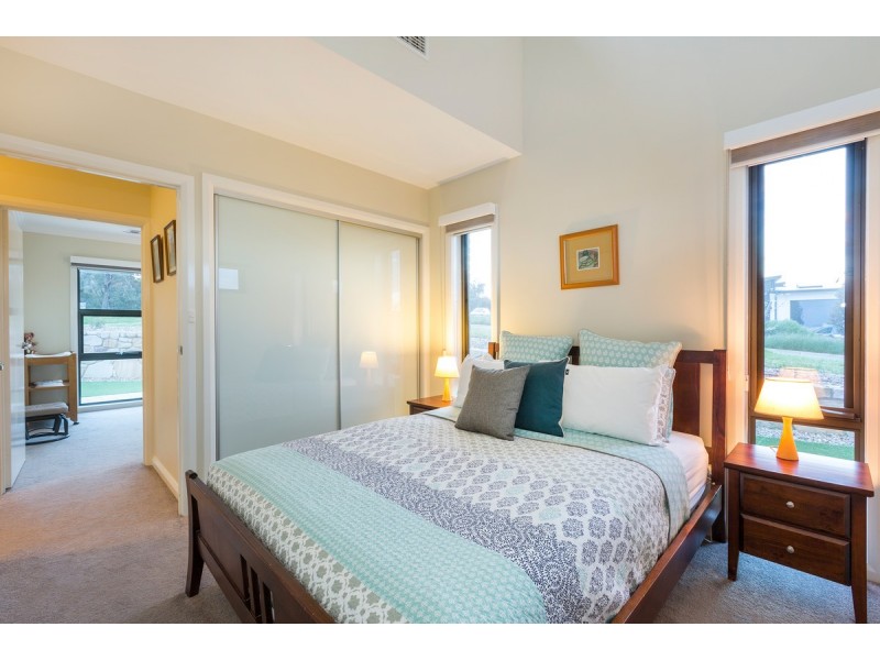 77 Djerrkura Street, Bonner ACT 2914