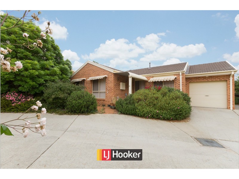 13/2 Lander Crescent, Amaroo ACT 2914